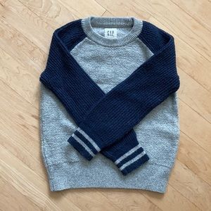 GAP KIDS boys sweater